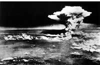 Der Atompilz der Hiroshima-Bombe eine Stunde nach dem Abwurf, Foto: US-Armee