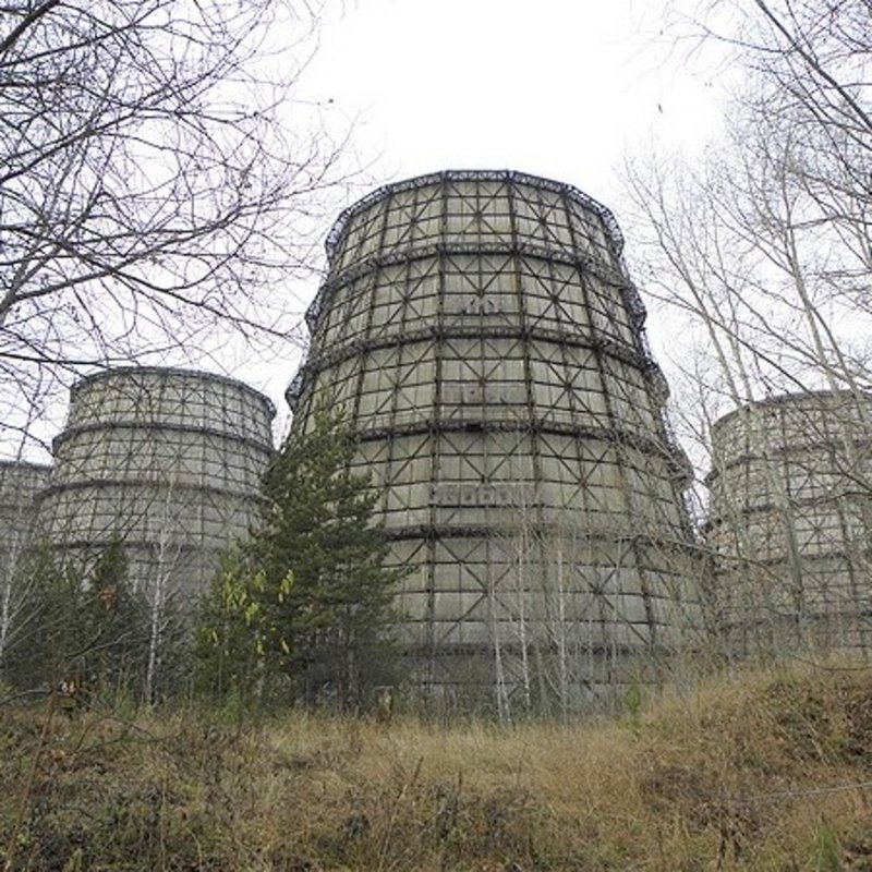 Kühltürme der nuklearen Anlage Tomsk-7 bei Seversk.