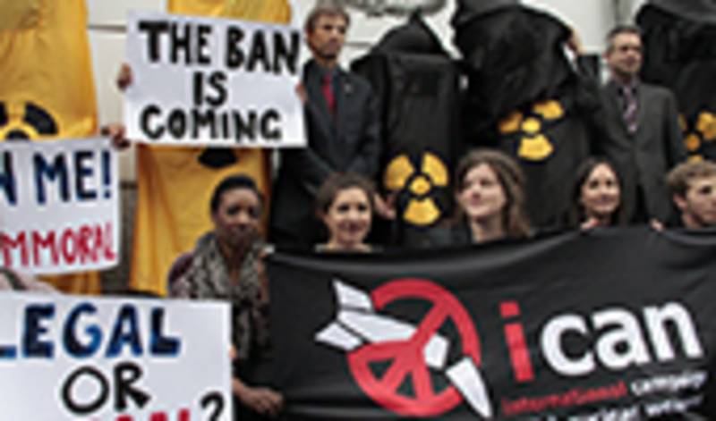 Protest vor der australischen Botschaft in Genf gegen Atomwaffen von ICAN, Mai 2016. Foto: mit Erlaubnis von ICAN