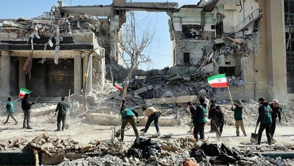 {f:if(condition:'Gebäude in Teheran durch US-amerikanisch-israelische Angriffe beschädigt, 4 Mrz 2026',then:'Gebäude in Teheran durch US-amerikanisch-israelische Angriffe beschädigt, 4 Mrz 2026',else:'Krieg gegen den Iran: Nukleare Konsequenzen'
