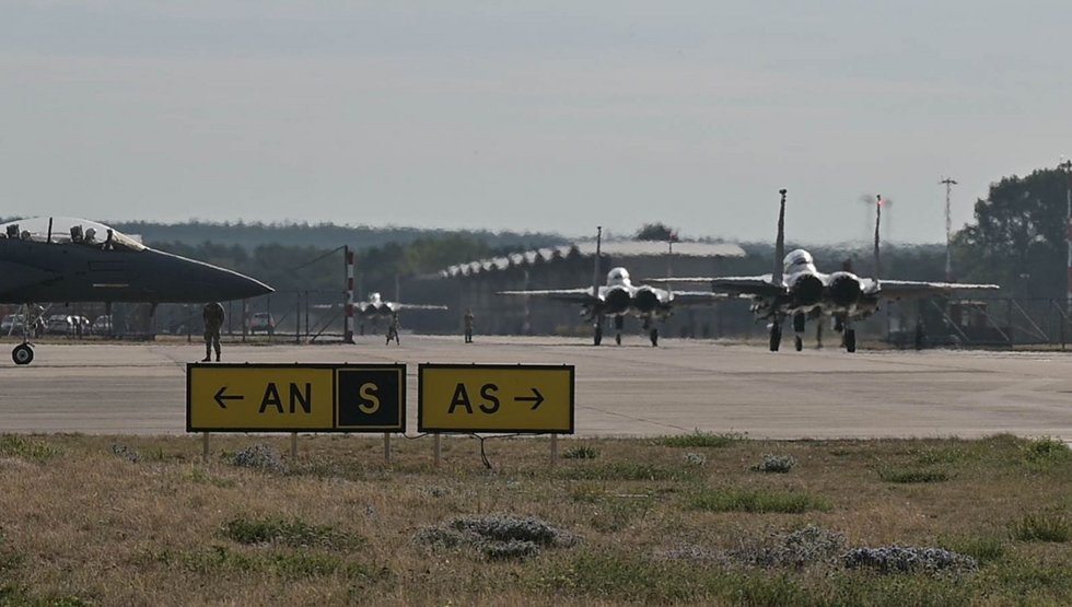 {f:if(condition:'Die US-Luftwaffe nimmt am 26. August 2025 an einer Übung zur Kampfbereitschaft auf dem RAF-Stützpunkt Lakenheath teil.',then:'Die US-Luftwaffe nimmt am 26. August 2025 an einer Übung zur Kampfbereitschaft auf dem RAF-Stützpunkt Lakenheath teil.',else:'Glossar: Lakenheath'
